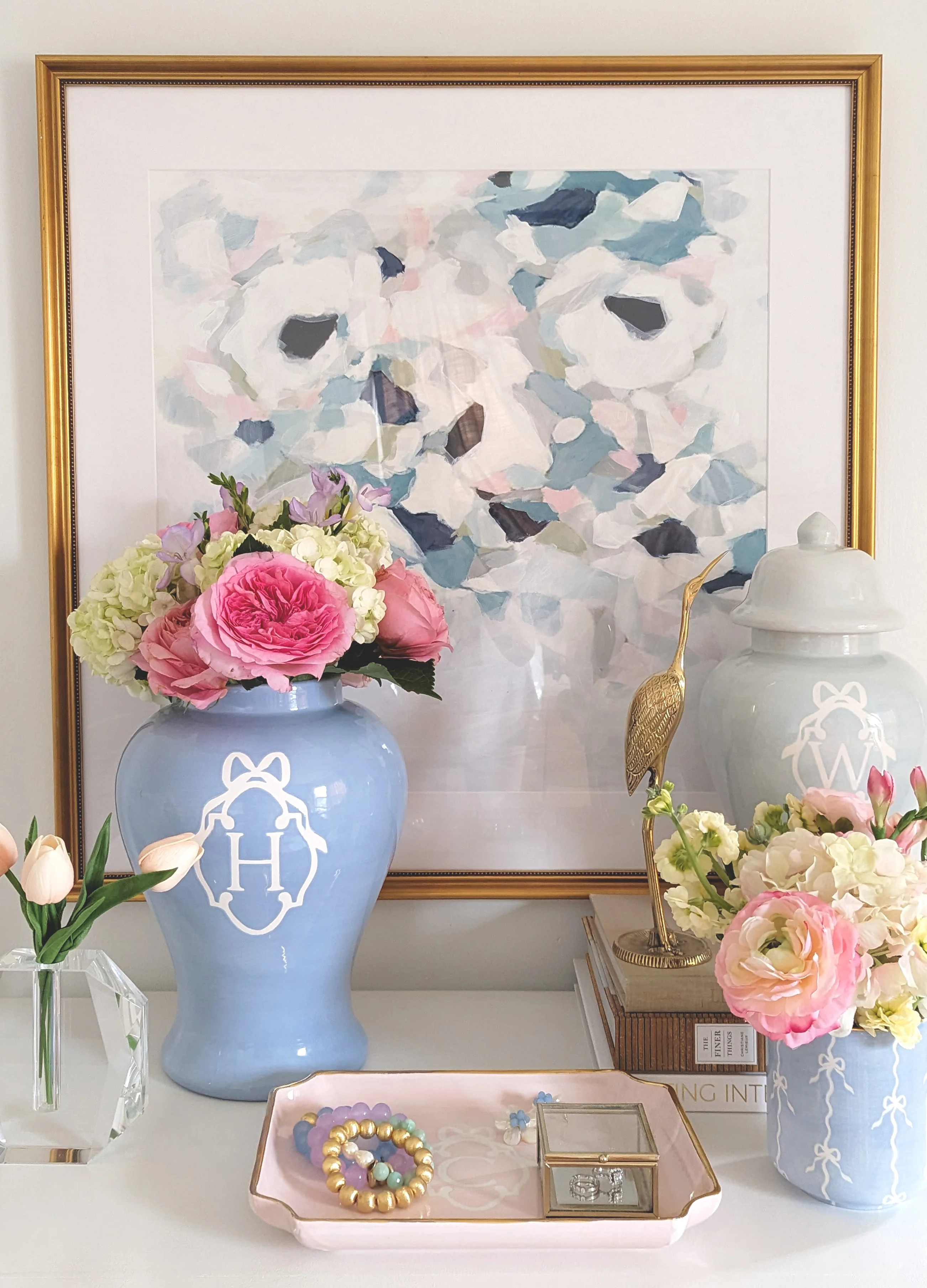 Bow Stripe Vase with 22K Gold Accent - Image 3