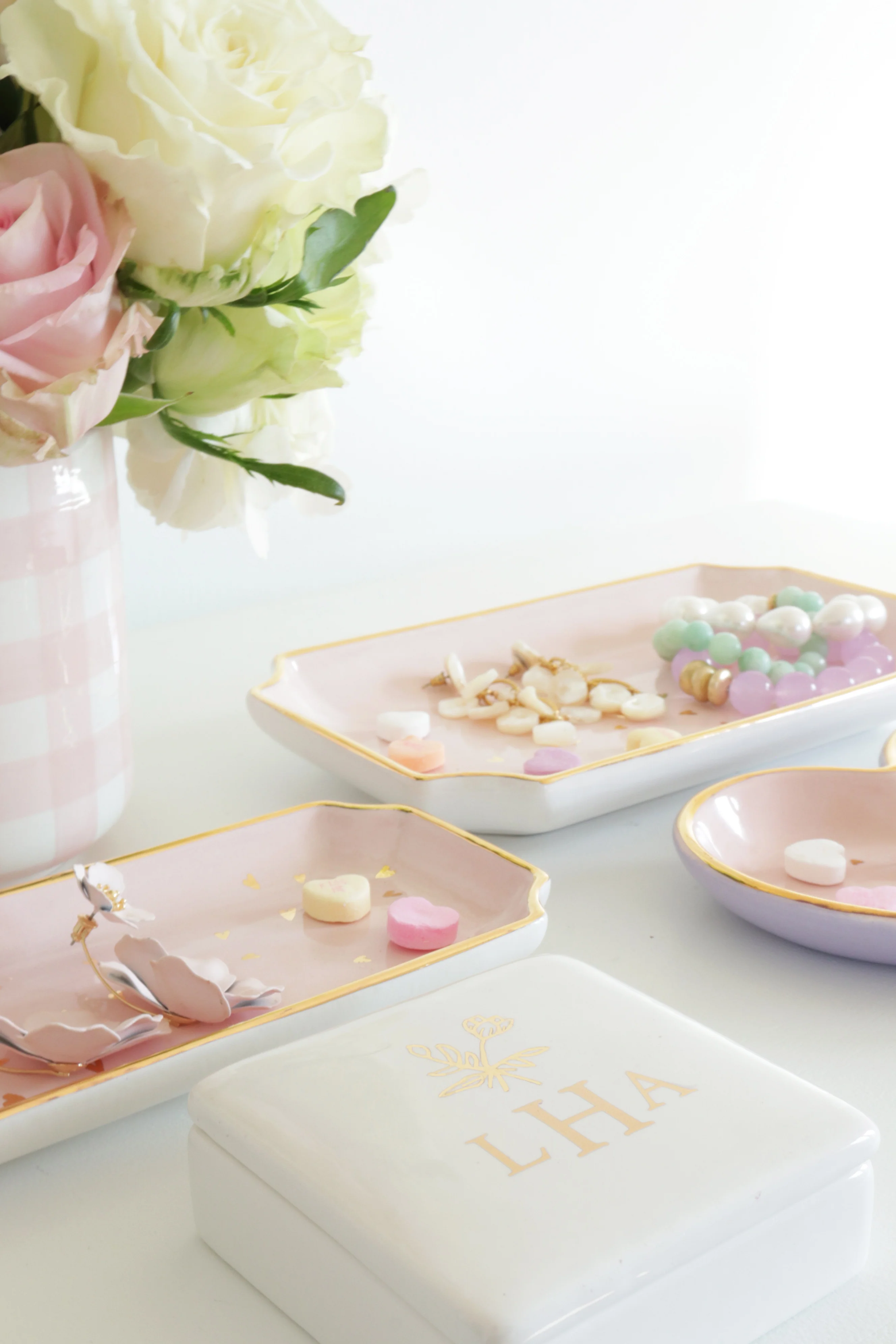 "Confetti Hearts" Tray - Image 10