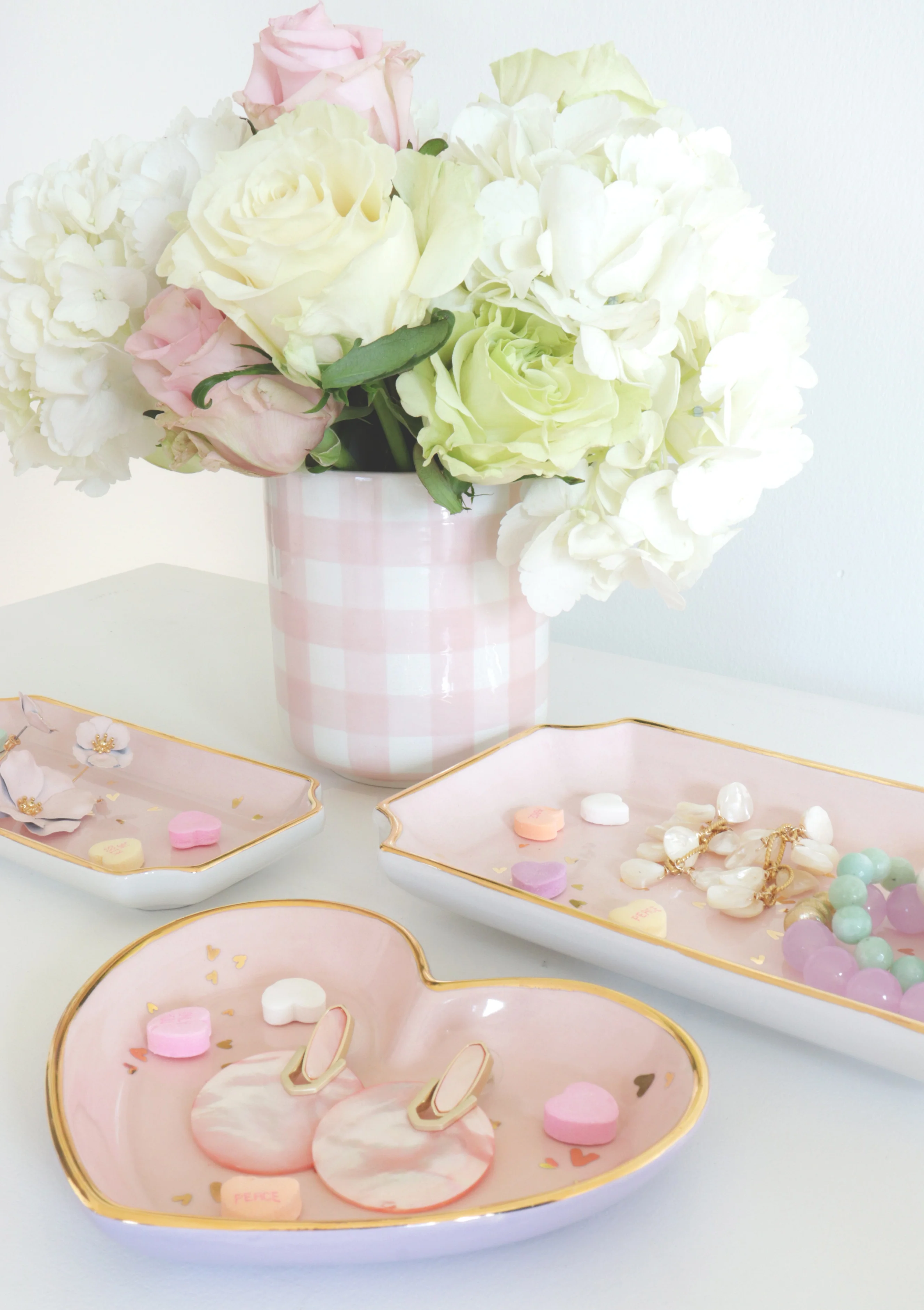 "Confetti Hearts" Tray - Image 11