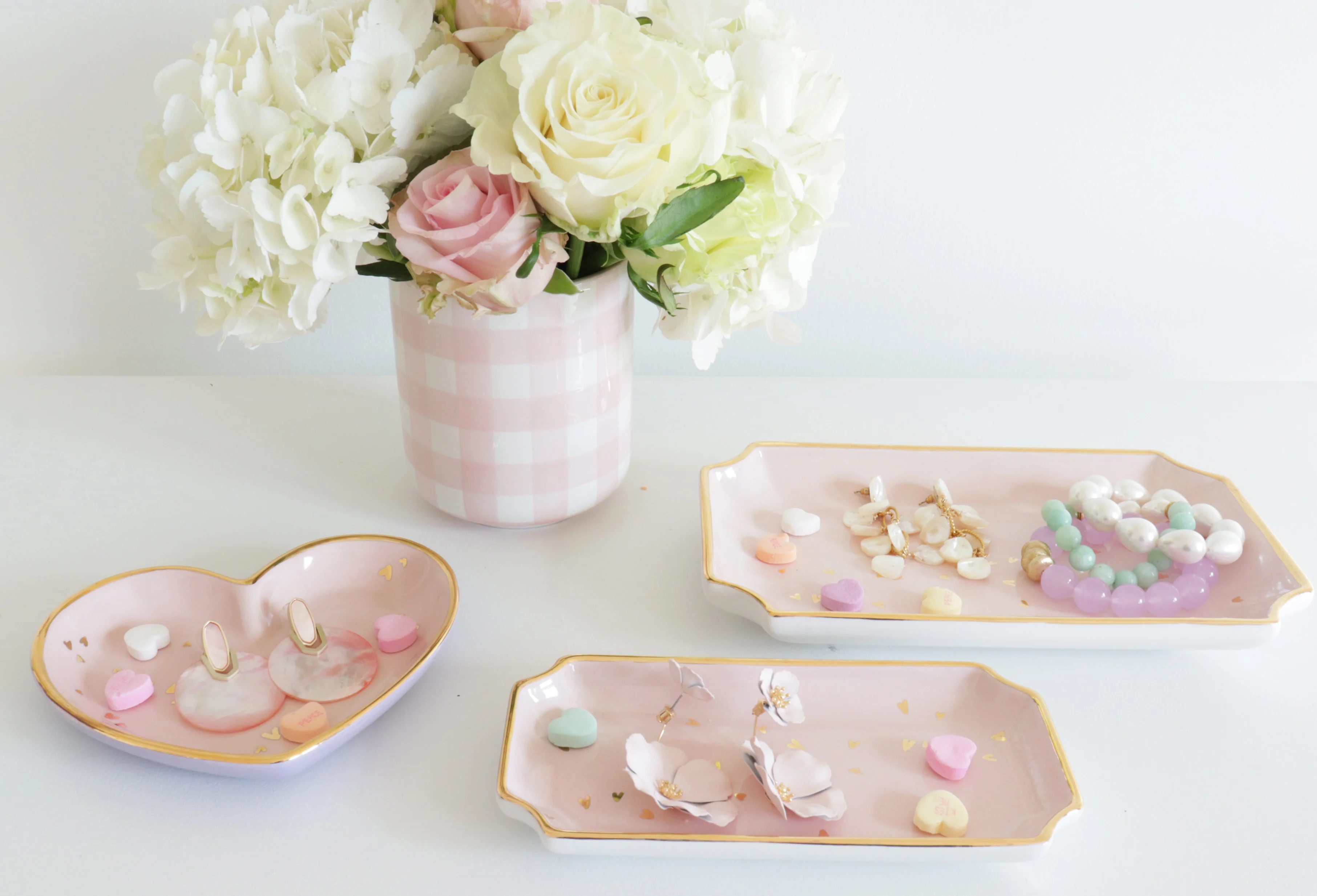 "Confetti Hearts" Tray - Image 9
