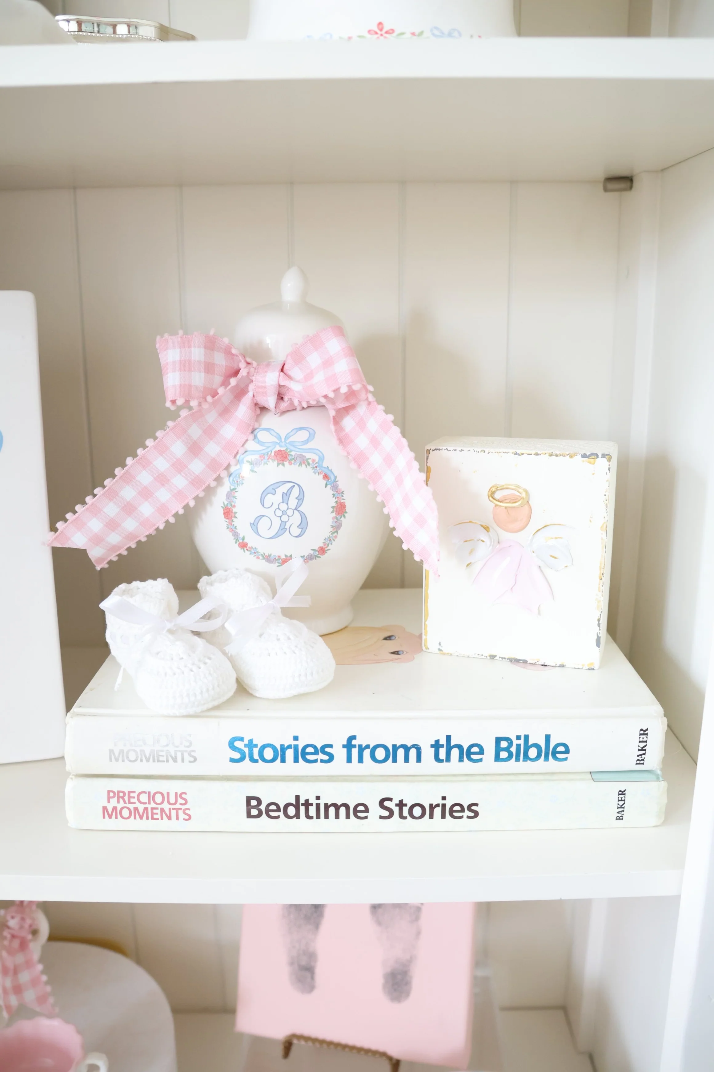 Lo Home x Chapple Chandler Ginger Jars with Floral Wreath and Monogram - Image 4