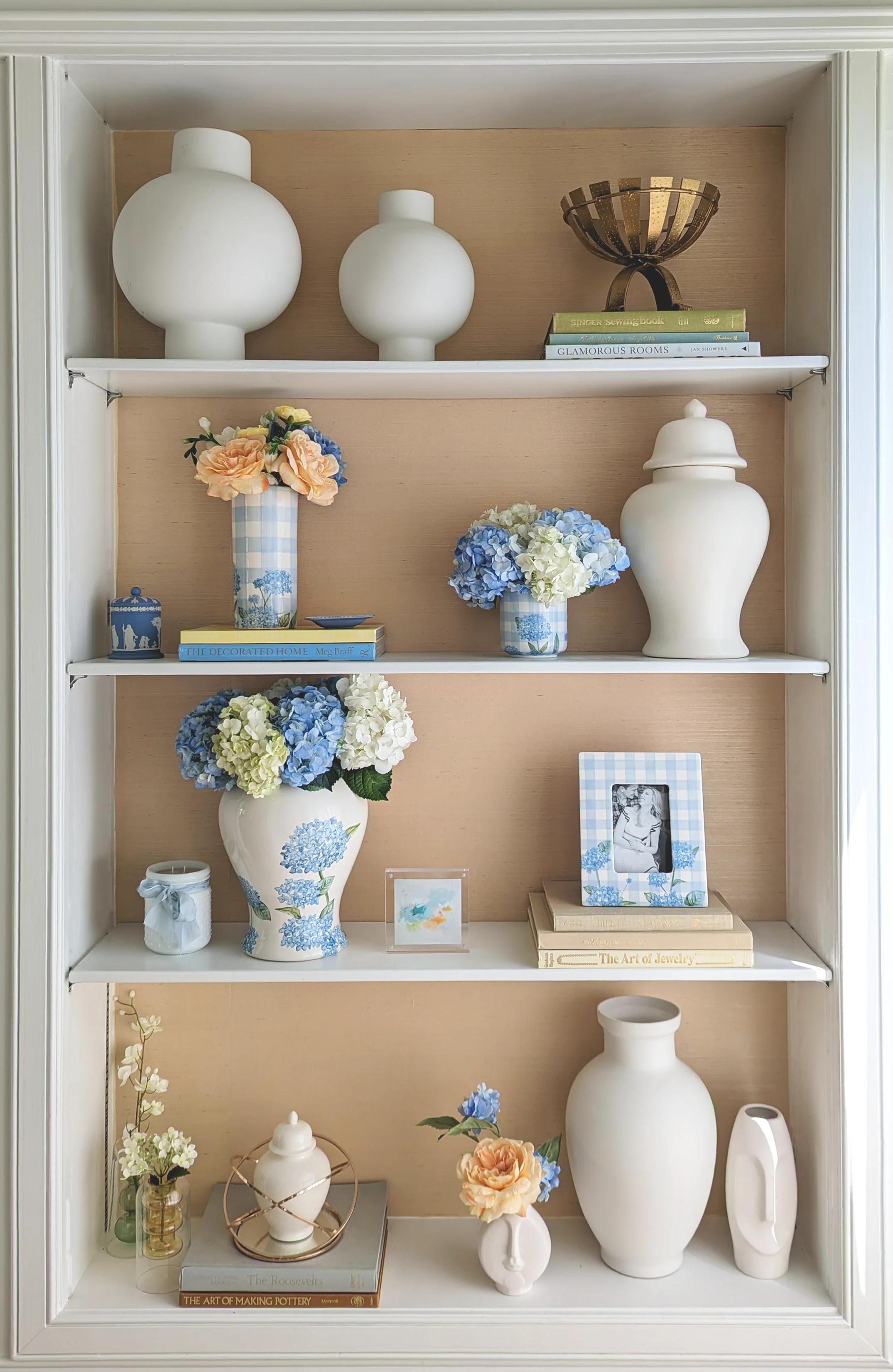 Lo Home x Chapple Chandler Ginger Jars with Hydrangea Accents - Image 21