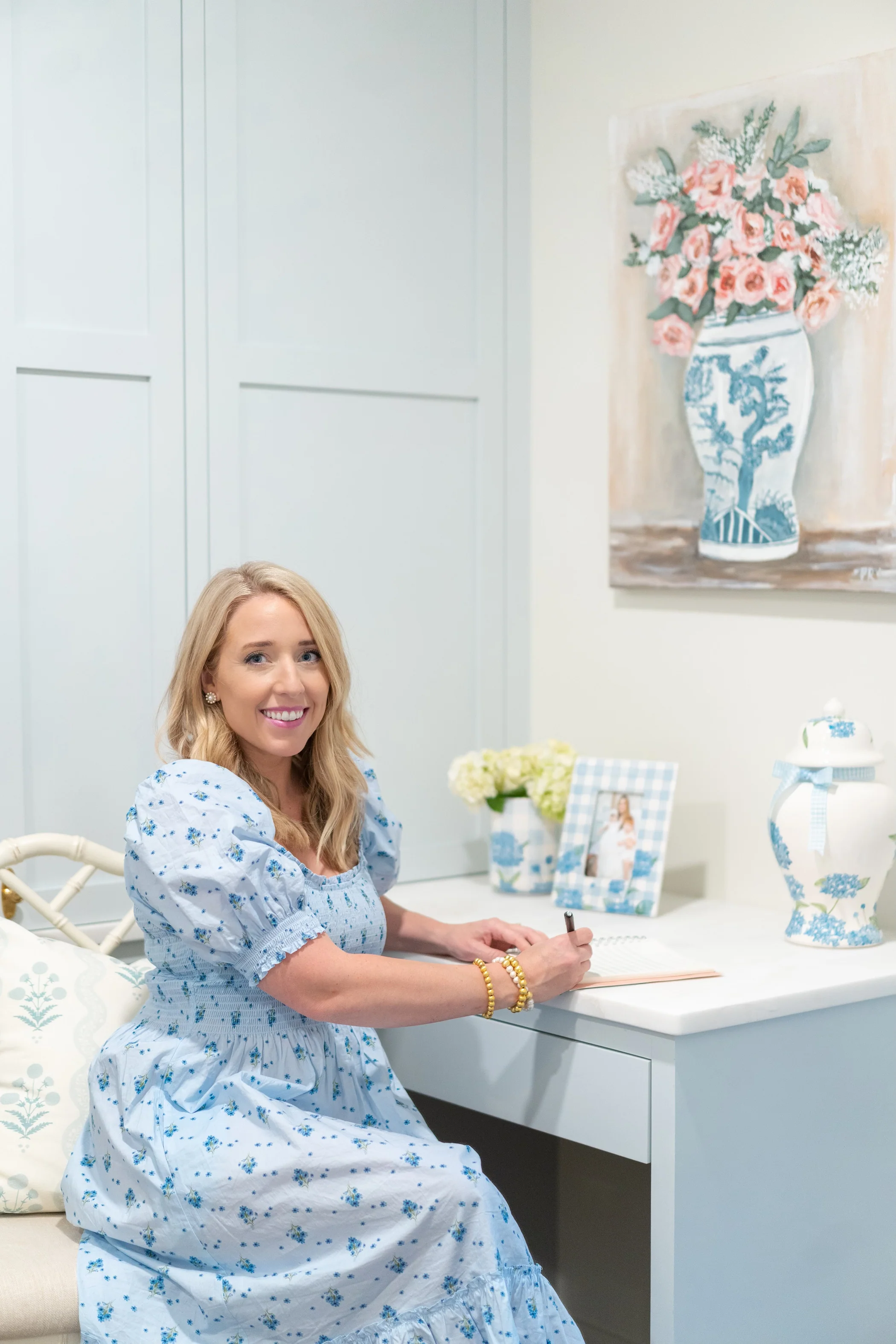 Lo Home x Chapple Chandler Gingham Photo Frame with Hydrangea Accents - Image 5