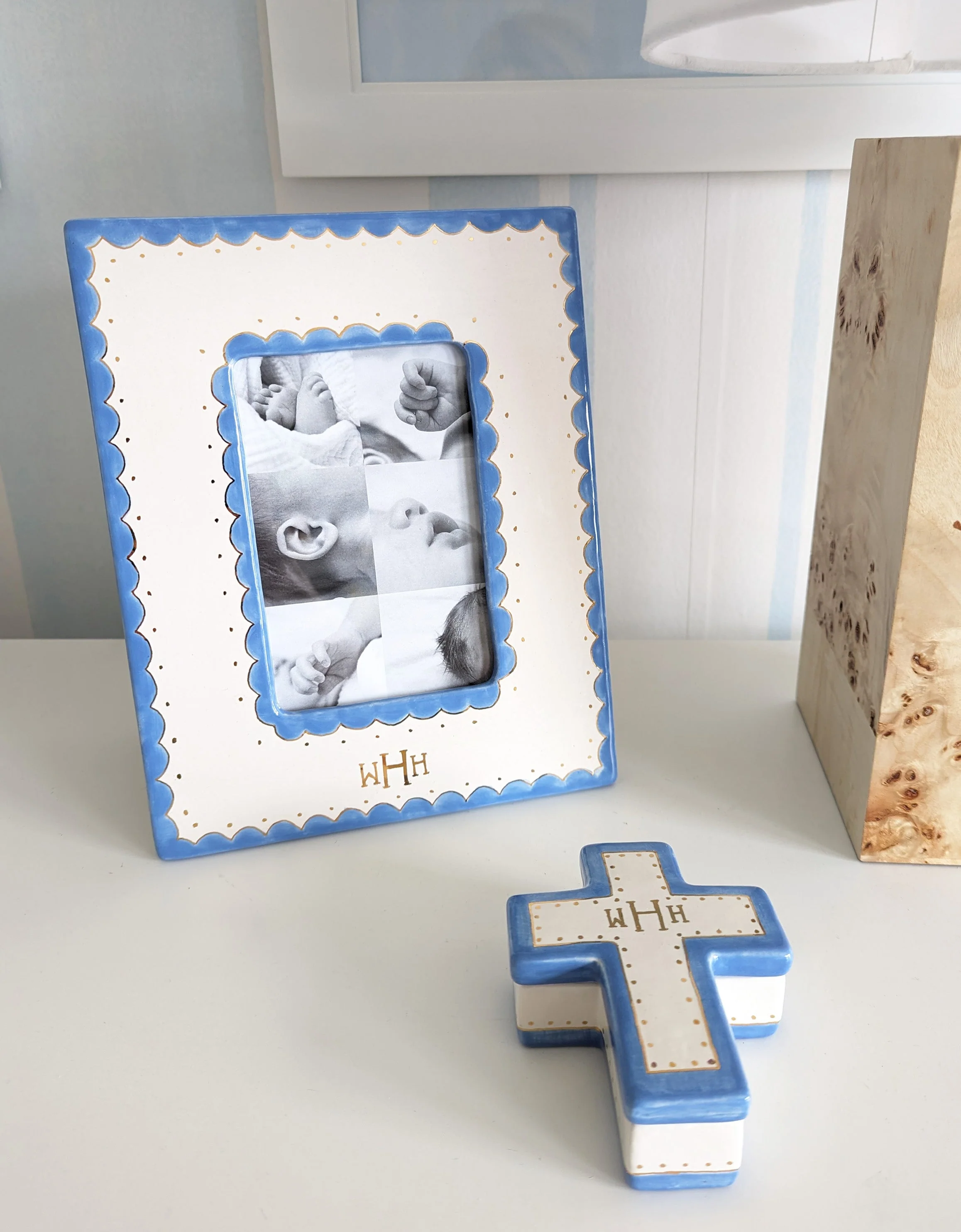 Scallop Monogrammed Photo Frame - Image 4