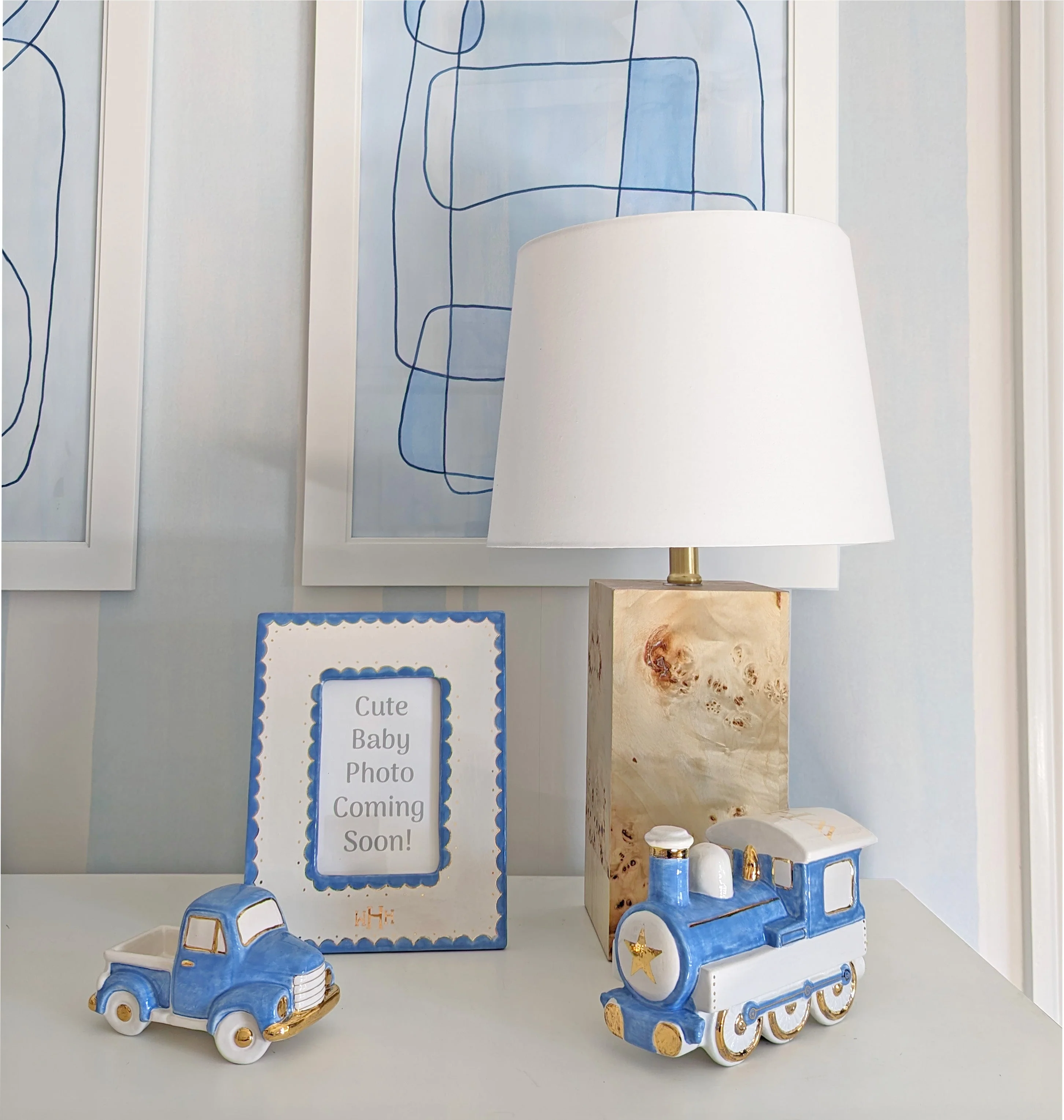 Scallop Monogrammed Photo Frame - Image 7