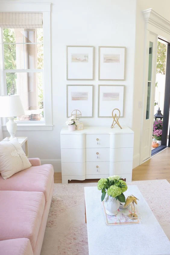 Victoria Sofa - Image 19